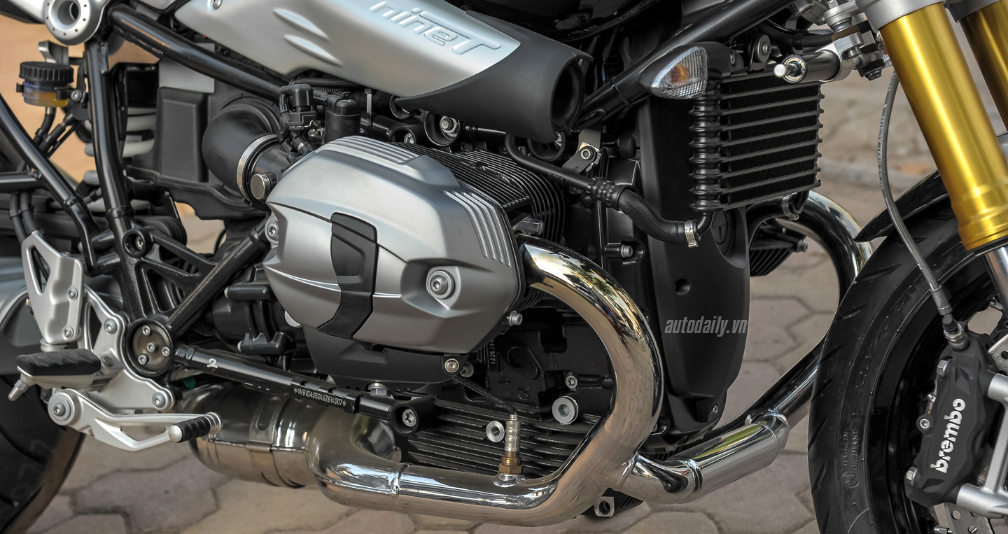 BMW R nine T (4).JPG